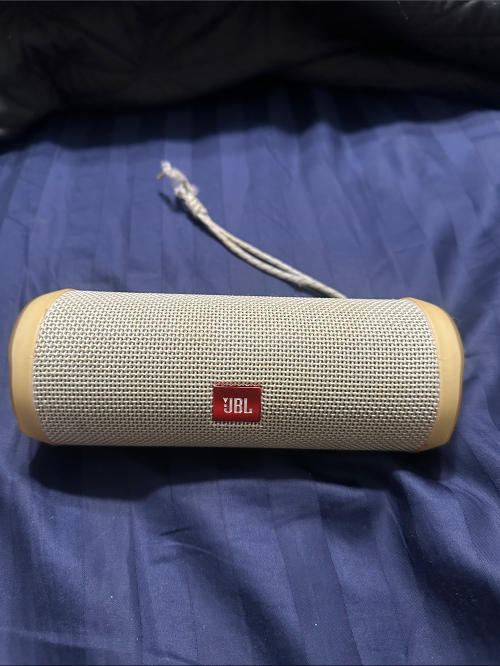 JBL Portable Bluetooth Speaker in Beige and Light Gray Waterproof